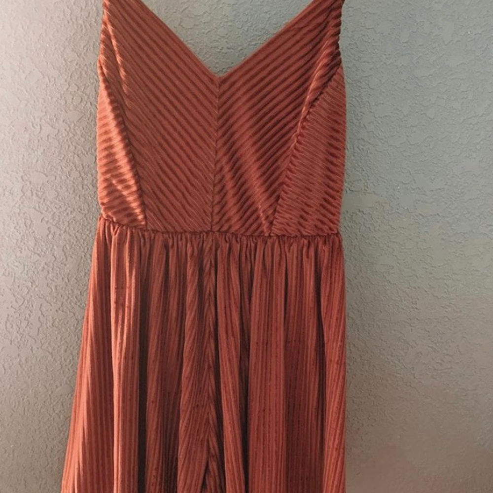 Flowy Romper - Picture 2 of 2